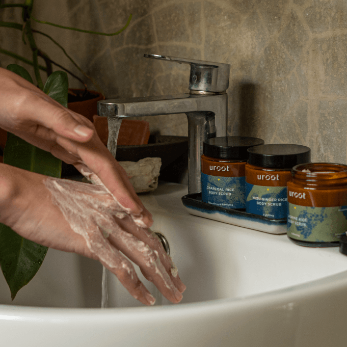 Uroot body scrubs